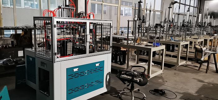  Fully automatic paper box machine